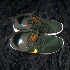 Nike brand new never worn